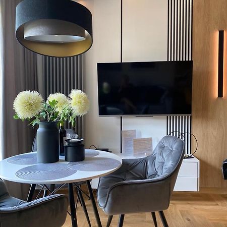 Family & Business Elegant Apartments Ventus IX Wiekow- Centrum Downtown New! Kielce Extérieur photo