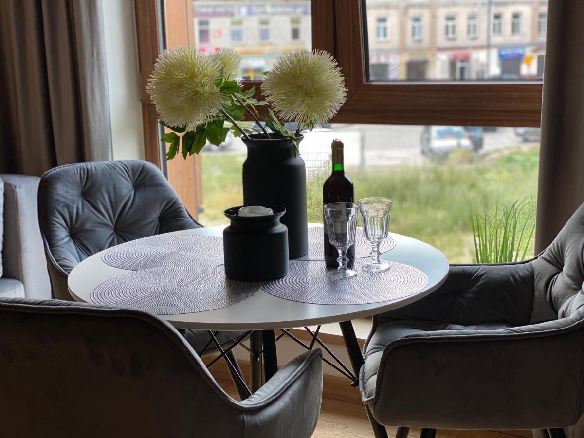 Family & Business Elegant Apartments Ventus IX Wiekow- Centrum Downtown New! Kielce Extérieur photo